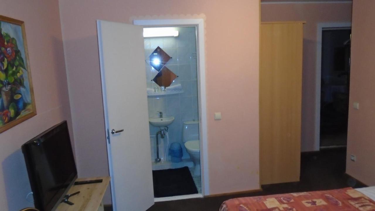 Hotel Getliin Saku Екстер'єр фото