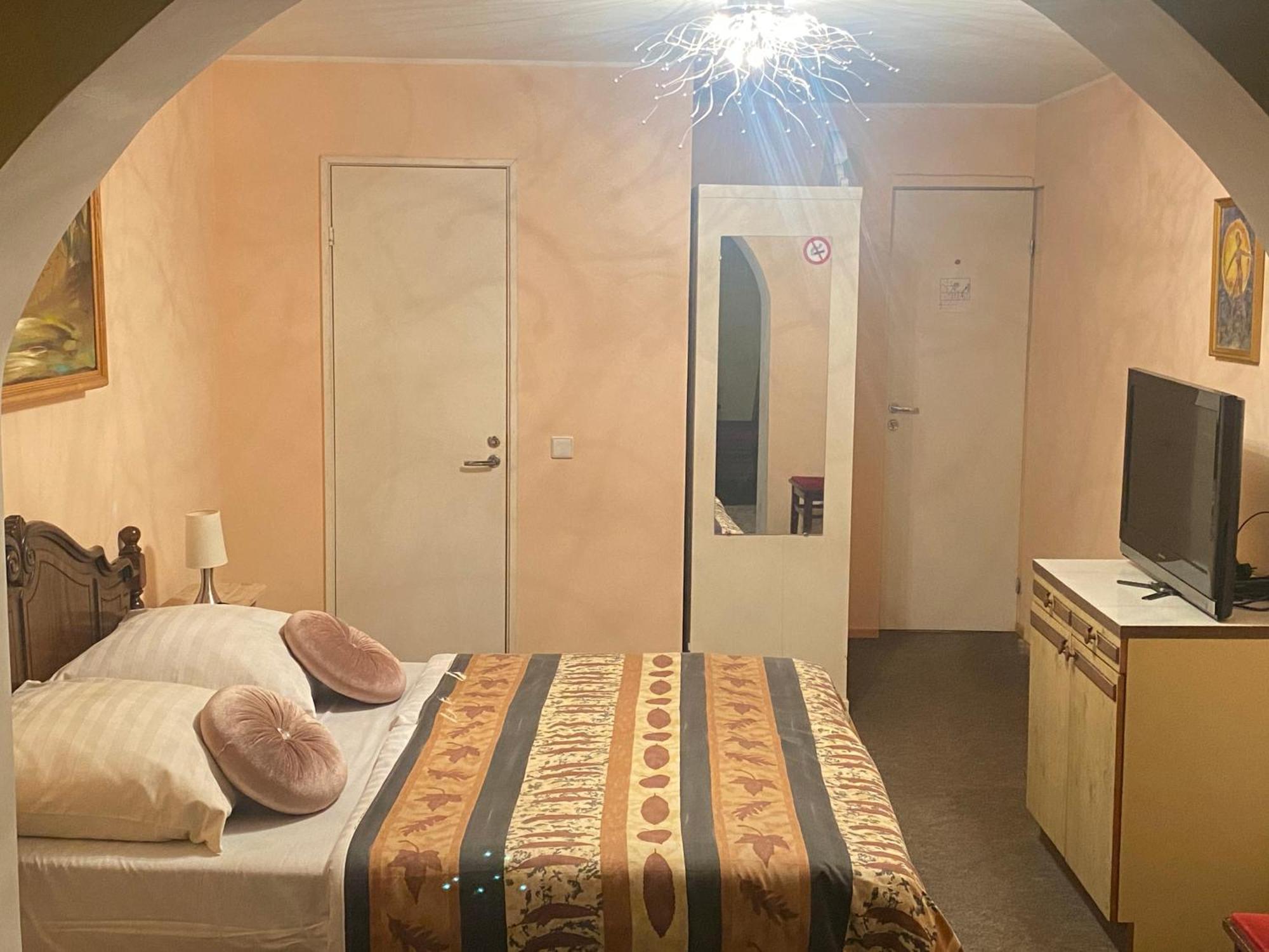 Hotel Getliin Saku Екстер'єр фото