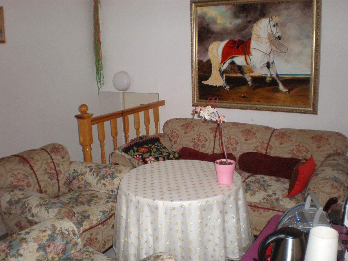 Hotel Getliin Saku Екстер'єр фото