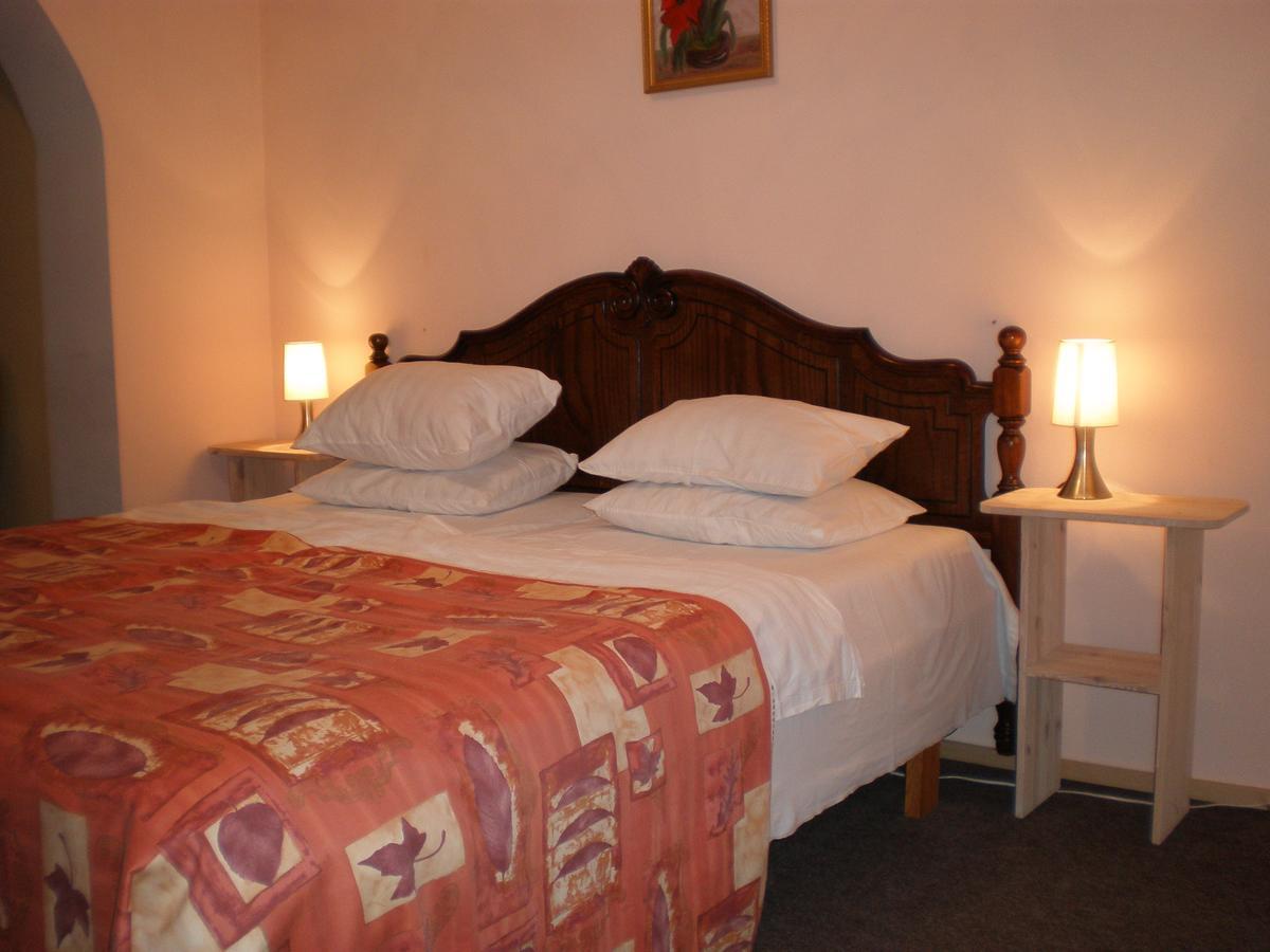 Hotel Getliin Saku Екстер'єр фото